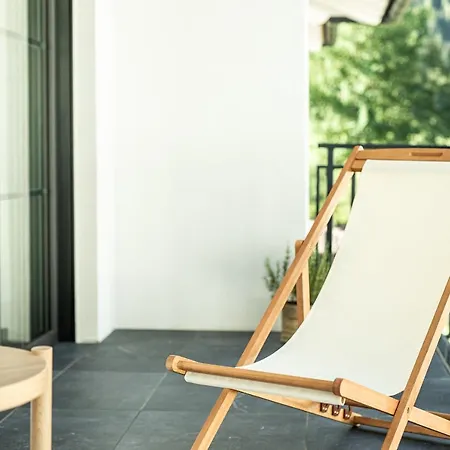 Oskar نيوستيف ام ستوبيتا