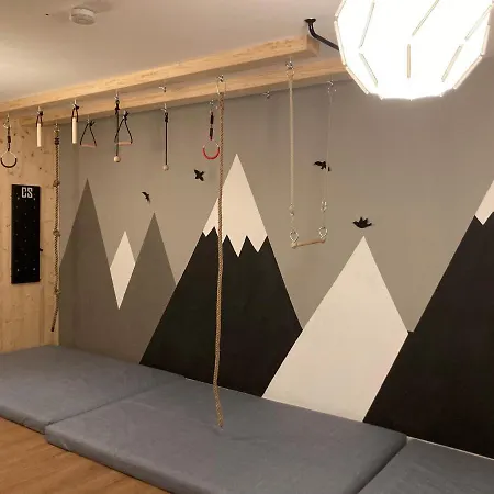 Oskar Apartahotel 4*