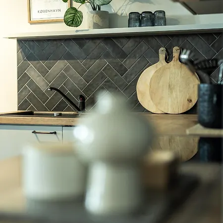 Oskar 4* نيوستيف ام ستوبيتا